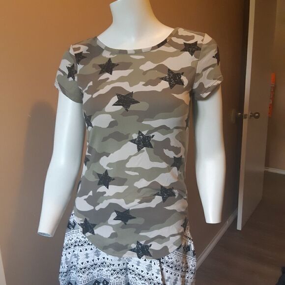 Military Criss Cross Back Eye Candy t-shirt - Picture 2 of 8